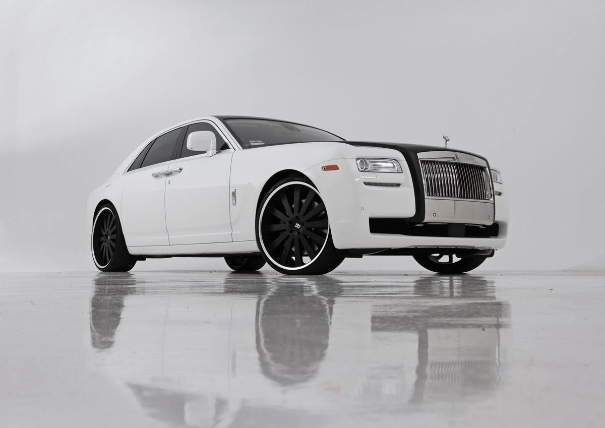 Gianelle Santorini r24 on Rolls-Royce Ghost